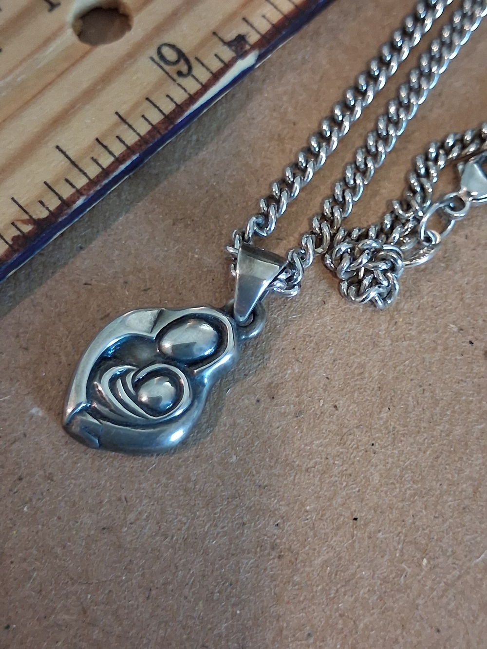 James Avery 925 Silver Mom Baby Necklace Pendant Necklace 24" Chain - Picture 3 of 10